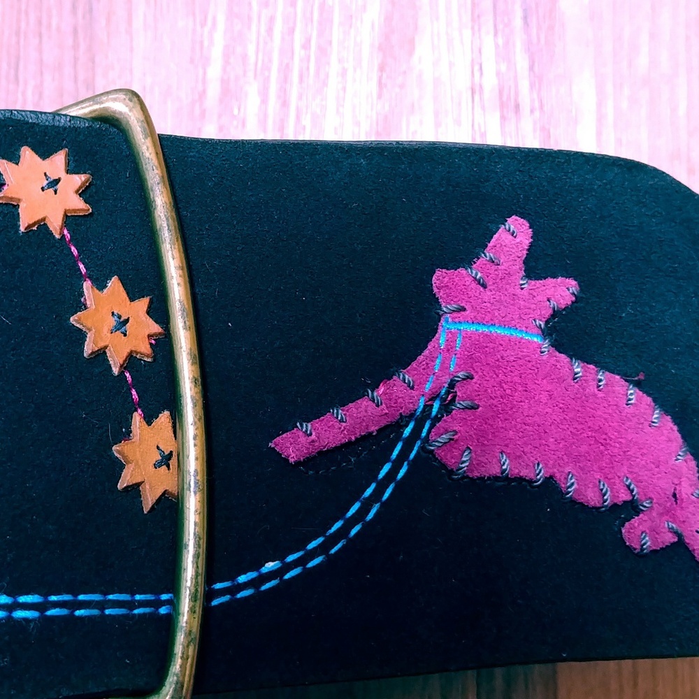 Suede leather belt cityscape stars dog moon NWT - Picture 7 of 8